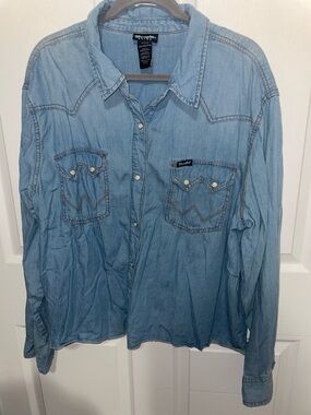 Wrangler Light Blue Denim Western-Style Shirt